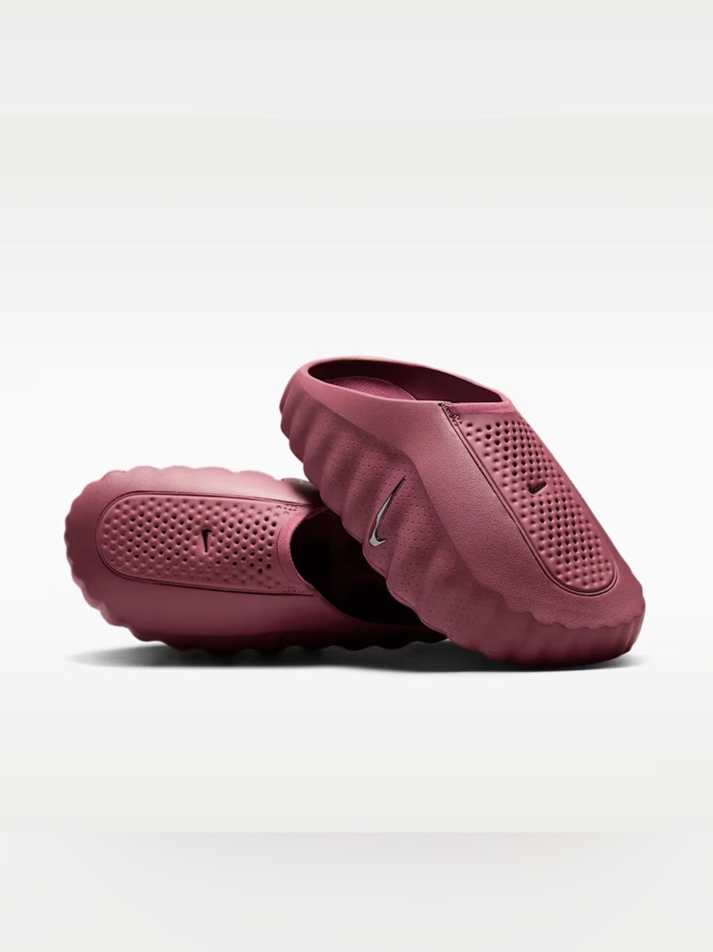 Nike Mind 001 Women’s Slip-On Clogs in Pink Smoke